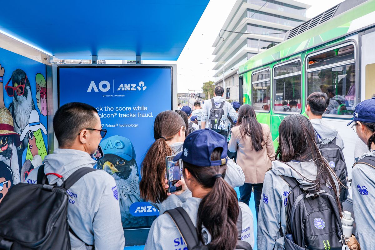 Grand Slam Experience juniors arriving at the Australian Open